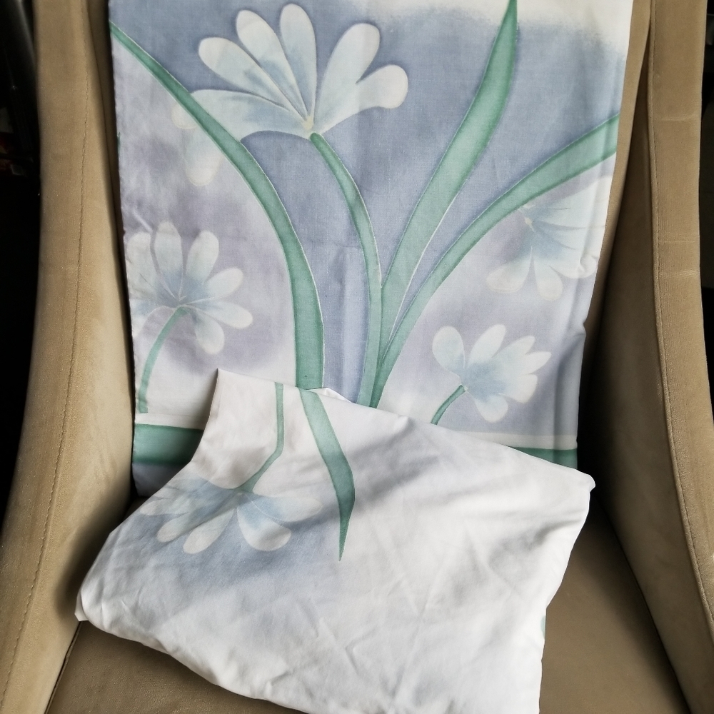 Stevens twin fitted and standard pillowcase set